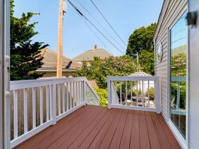 33 Pilgrim St, North Andover MA 01845