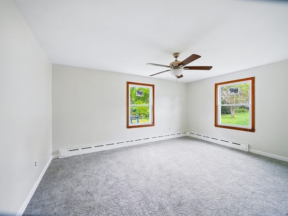 7 Millbury Blvd, Oxford MA 01540