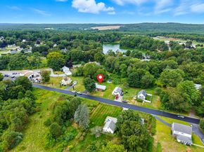 7 Millbury Blvd, Oxford MA 01540