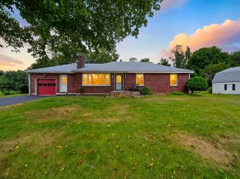 7 Millbury Blvd