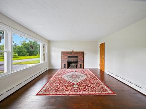 7 Millbury Blvd, Oxford MA 01540