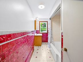7 Millbury Blvd, Oxford MA 01540