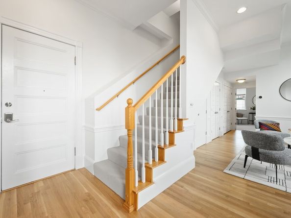 245 Beacon Street 6, Somerville MA 02143