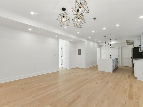 51 Walk Hill 3, Boston MA 02130