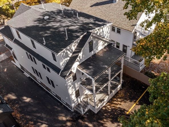 51 Walk Hill 3, Boston MA 02130