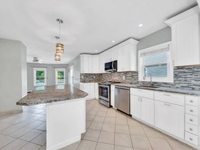 15 6th St, Leominster MA 01453