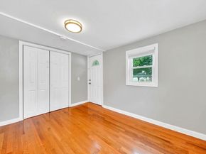 15 6th St, Leominster MA 01453