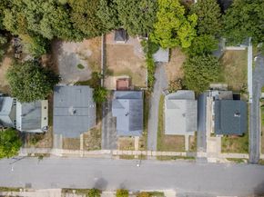 15 6th St, Leominster MA 01453