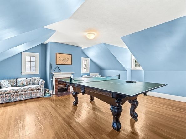 2 Everett Ave, Winchester MA 01890