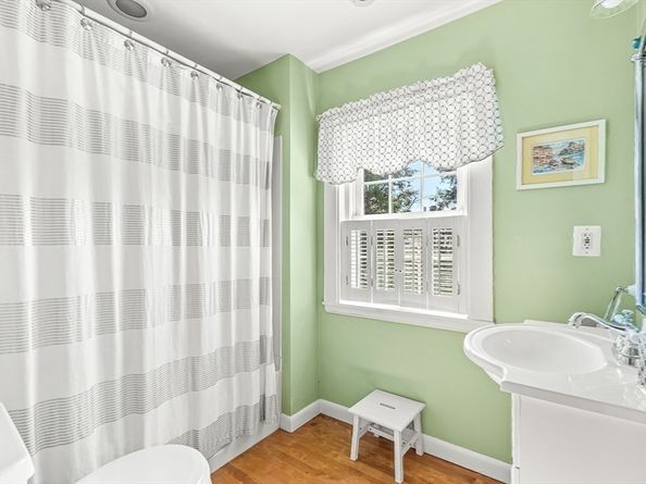 2 Everett Ave, Winchester MA 01890