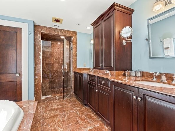 2 Everett Ave, Winchester MA 01890