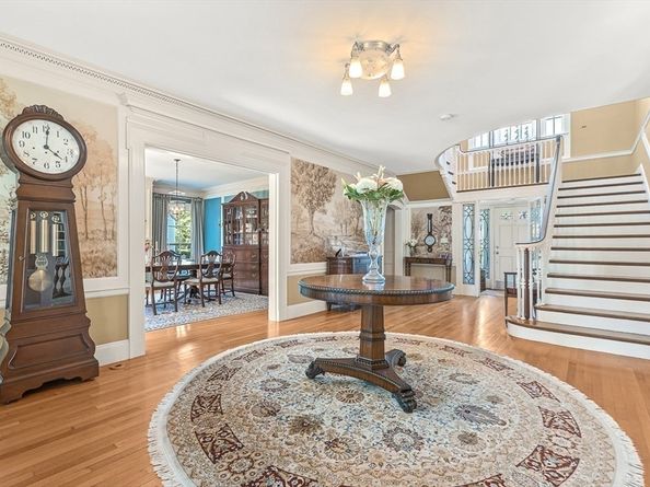 2 Everett Ave, Winchester MA 01890