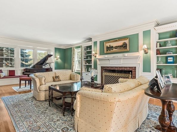 2 Everett Ave, Winchester MA 01890