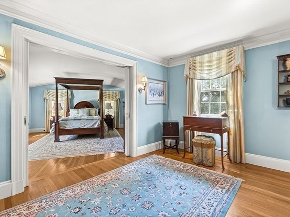 2 Everett Ave, Winchester MA 01890