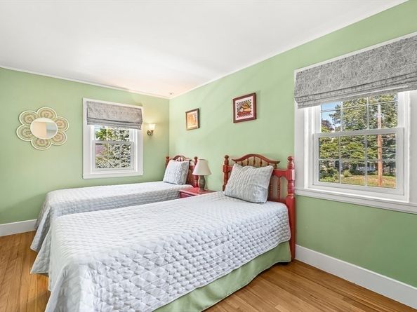 2 Everett Ave, Winchester MA 01890