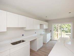 17-C Mott Street, Worcester MA 01604