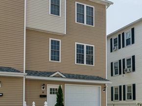 39 Sigel St, Worcester MA 01610