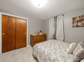 5 Chase Dr, Sharon MA 02067
