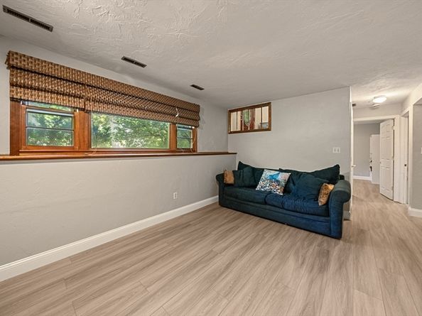 5 Chase Dr, Sharon MA 02067
