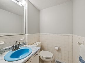 5 Chase Dr, Sharon MA 02067