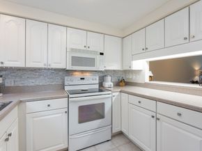 112 Mill Pond 112, North Andover MA 01845