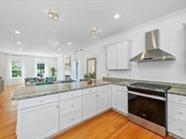 7 Sherman Place 7, Winchester MA 01890