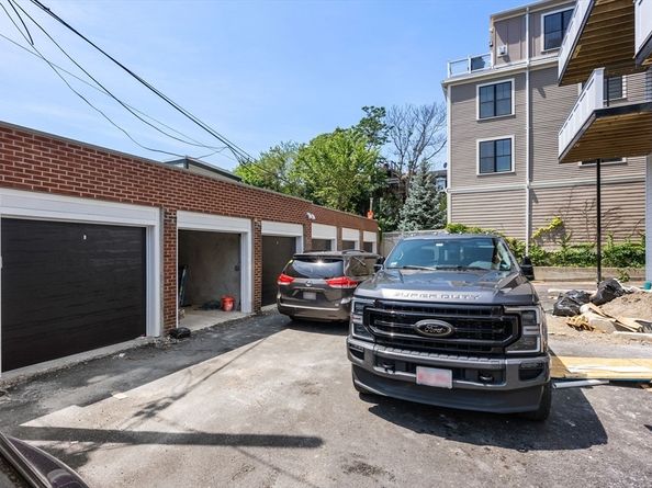 527 East 7th Street 1, Boston MA 02127