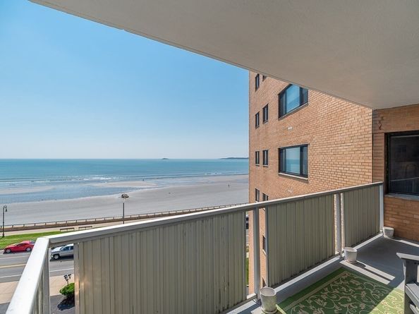 300 Lynn Shore Dr 612, Lynn MA 01902