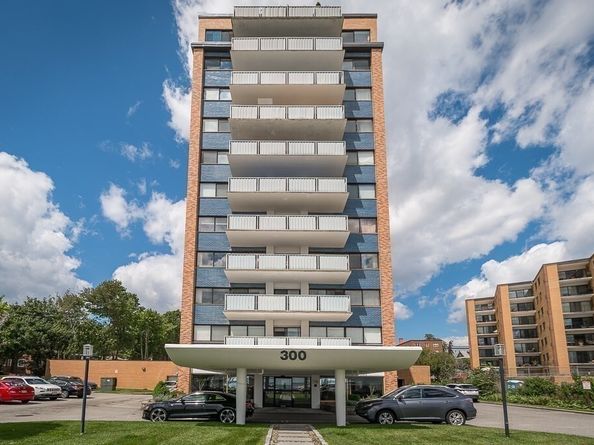 300 Lynn Shore Dr 612, Lynn MA 01902