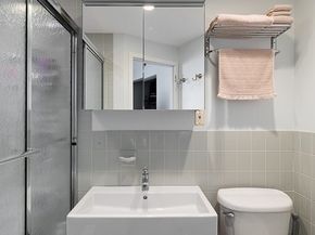 300 Lynn Shore Dr 612, Lynn MA 01902