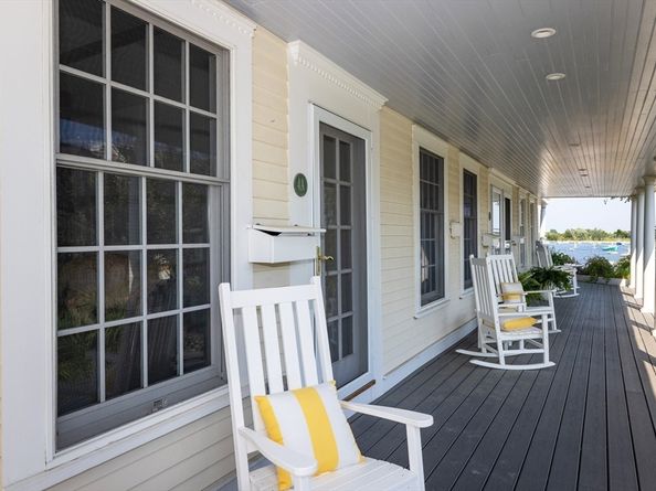 4 Margin St A, Cohasset MA 02025