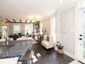 4 Margin St A, Cohasset MA 02025