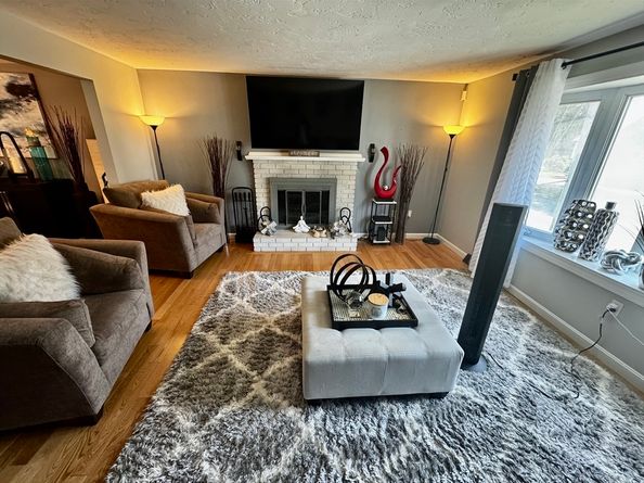 65 Lheureux Cir, Randolph MA 02368