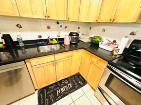 15 Weld St 46, Framingham MA 01702