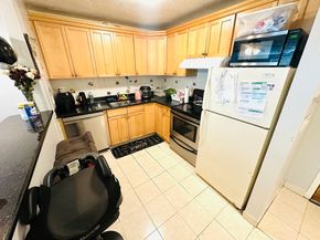 15 Weld St 46, Framingham MA 01702