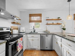 406 Wellman Ave 406, Chelmsford MA 01863