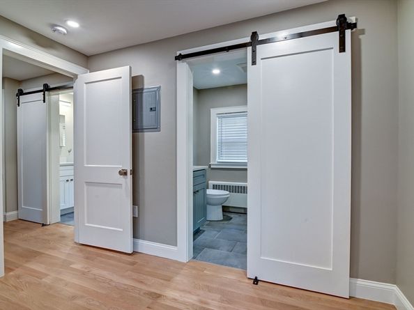 60 Warwick Dr, Westwood MA 02090