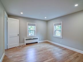 60 Warwick Dr, Westwood MA 02090