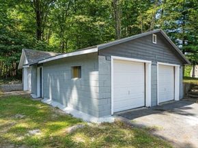 38 Oakhurst Rd, Hopkinton MA 01748