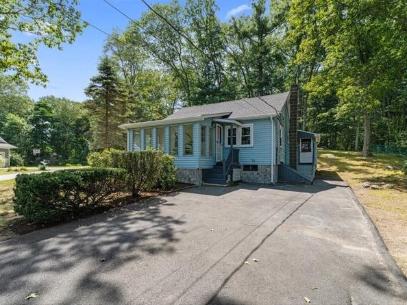 38 Oakhurst Rd, Hopkinton MA 01748