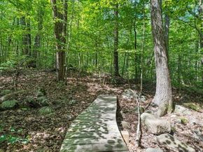 38 Oakhurst Rd, Hopkinton MA 01748