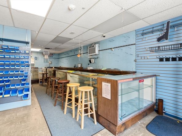 301 River, Waltham MA 02453