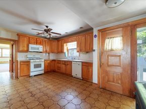 146-148 Pearl St., Newton MA 02458