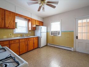 146-148 Pearl St., Newton MA 02458