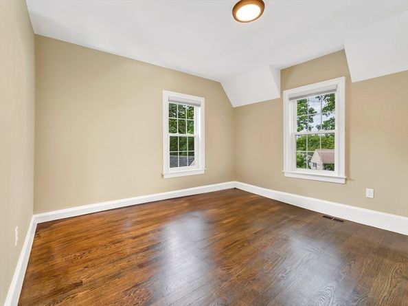 3 Highet Ave, Woburn MA 01801