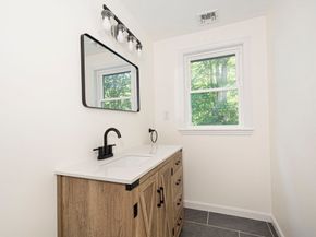 196 Chapin, Hudson MA 01749