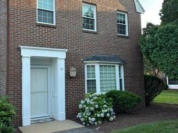 17 Patricia Dr