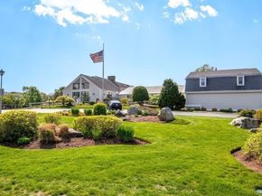 17 Patricia Dr 17, Stoughton MA 02072