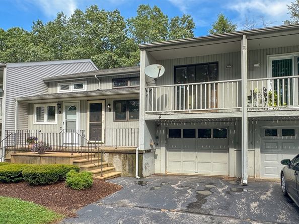 4 Toria Heights Rd 4, Oxford MA 01540