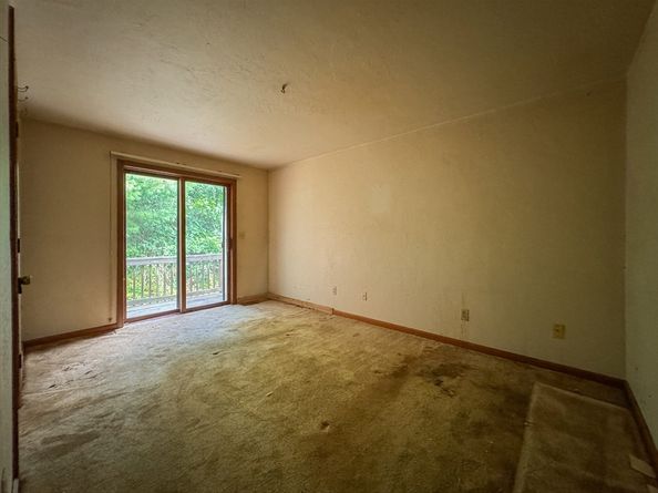 4 Toria Heights Rd 4, Oxford MA 01540